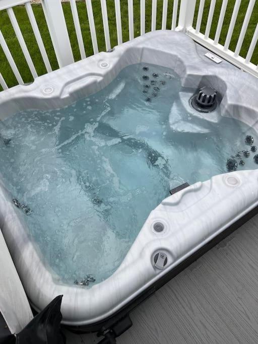 הוילה סנט אוסטל The Cornish Hottub Escape מראה חיצוני תמונה